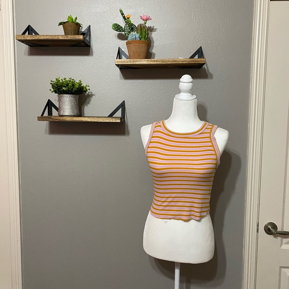 cute pink and orange striped tank top!